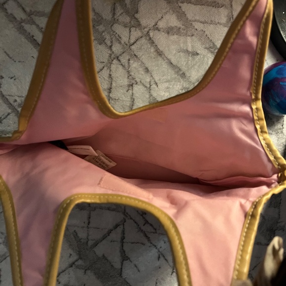 Winnie Pooh mini purse - Picture 3 of 3